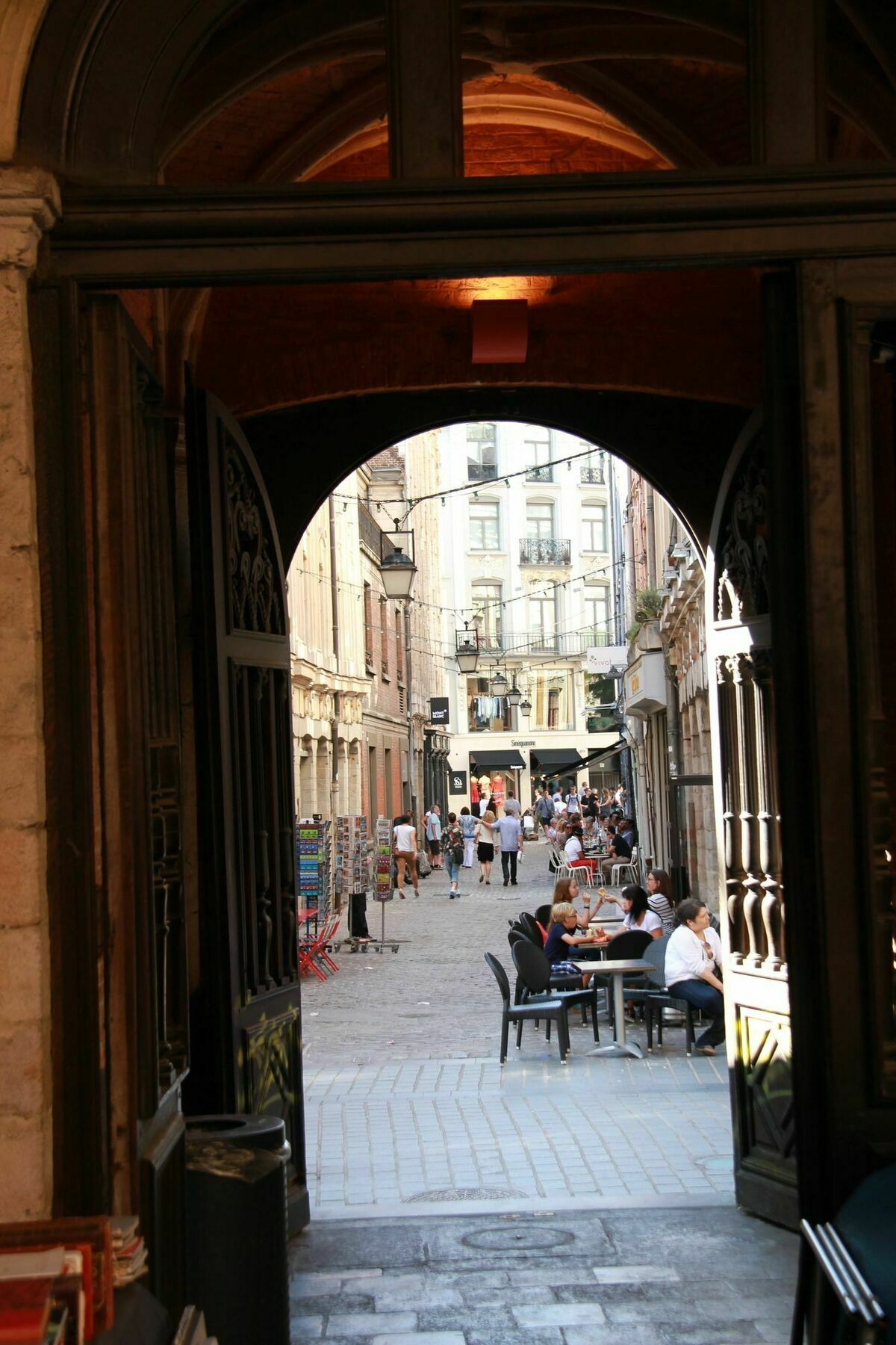 Escalille Le Voltaire Lille Exterior foto