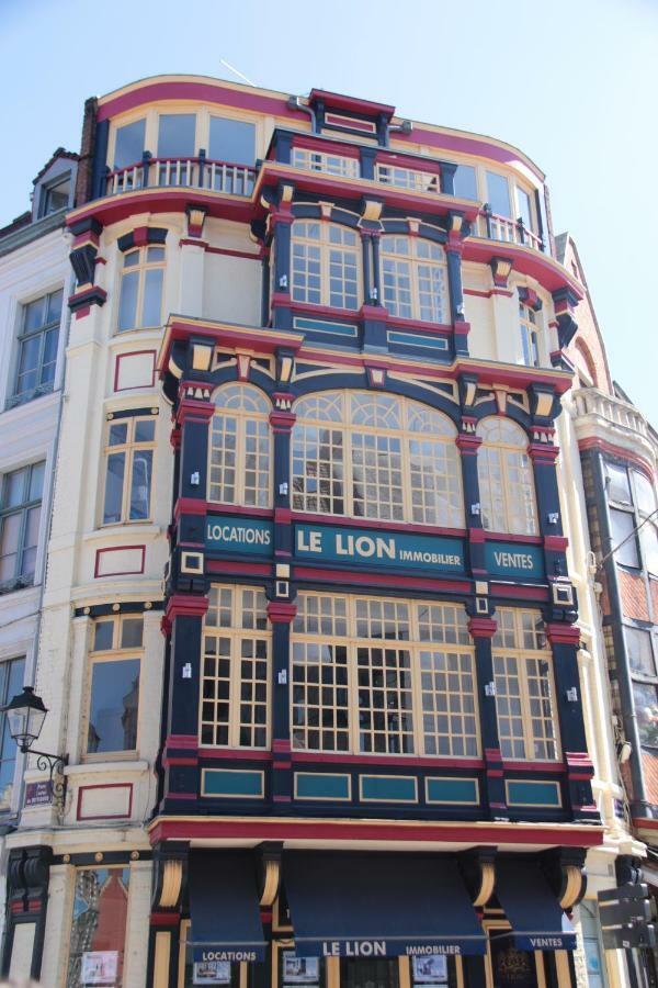 Escalille Le Voltaire Lille Exterior foto